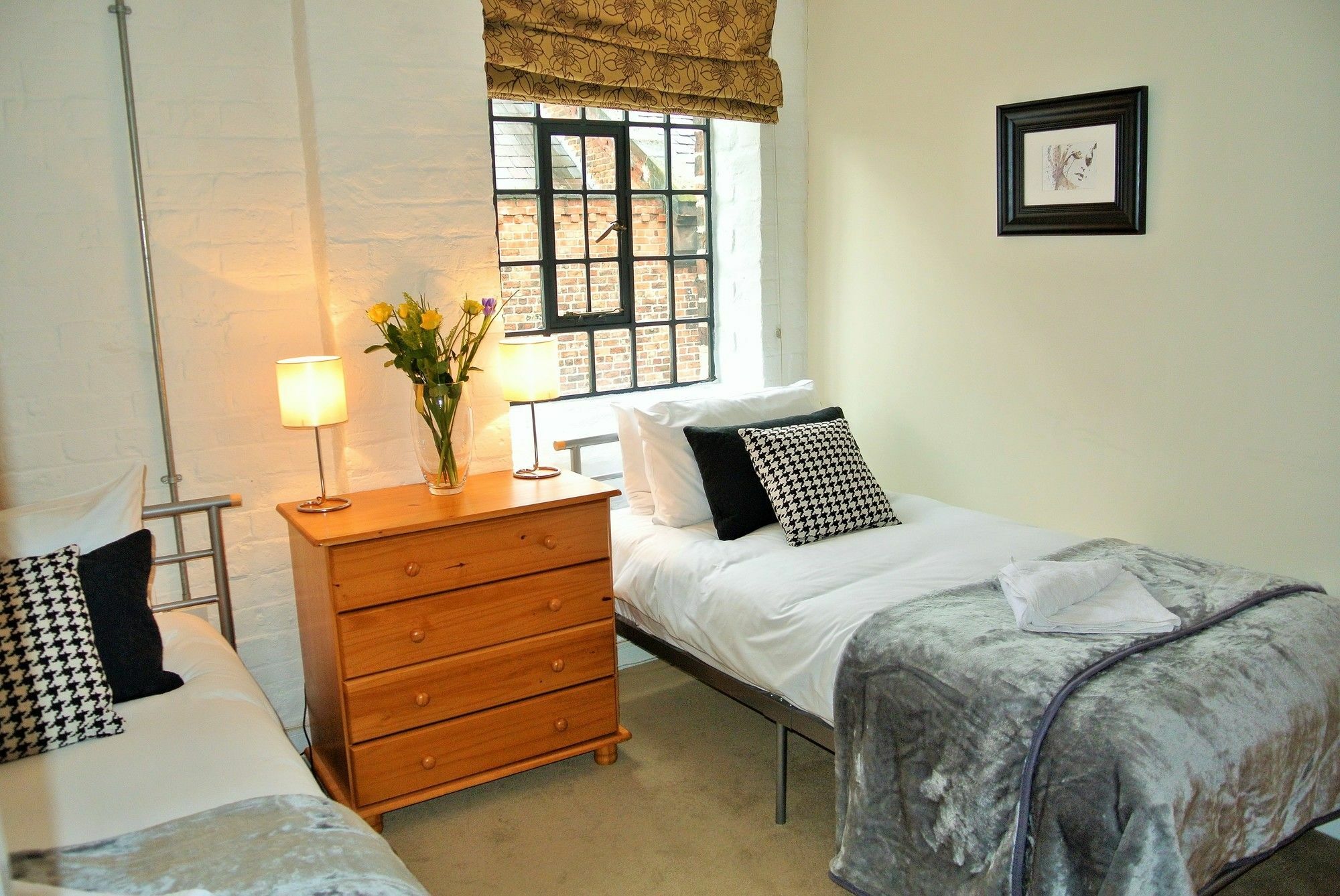 Oyo Approved Serviced Apartments Steam Mill Chester Ngoại thất bức ảnh
